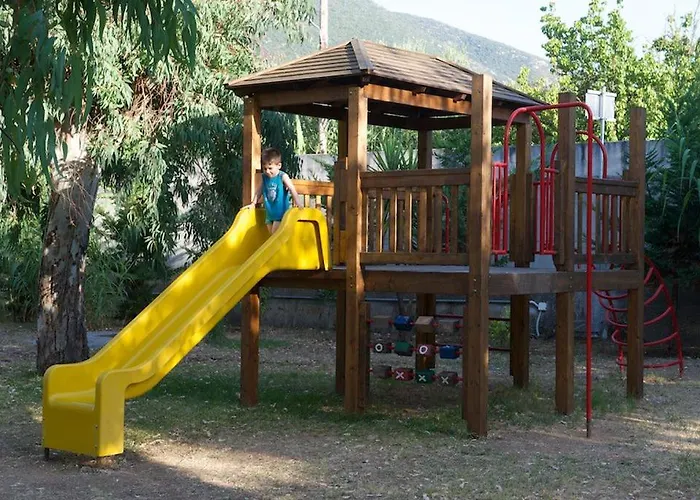 Happy Camp Mobile Homes In Karavomilos * 사미