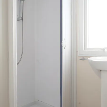 Campingplads Happy Camp Mobile Homes In Karavomilos